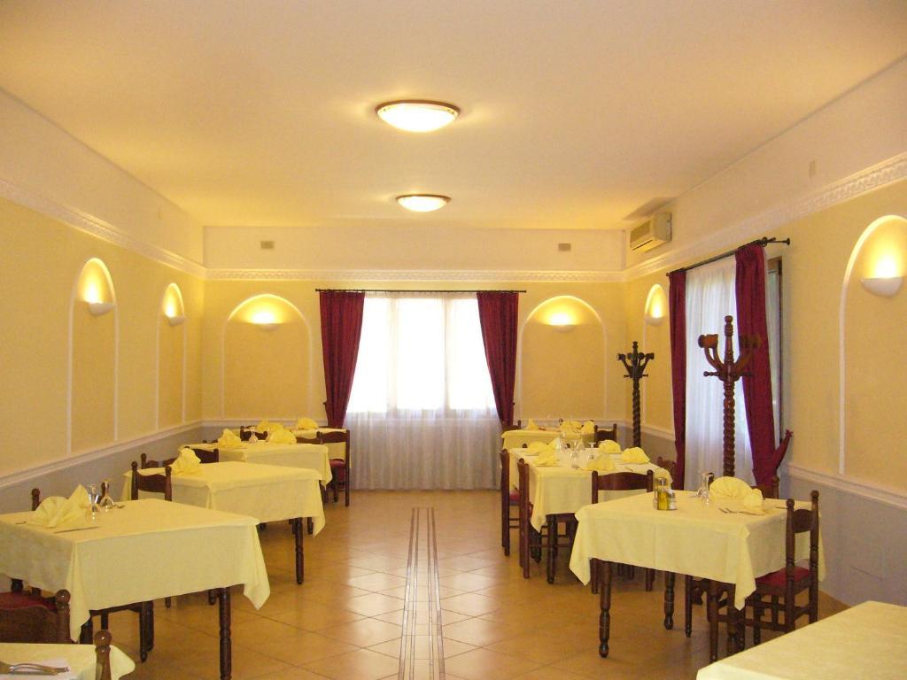 Locanda Zabotto Hotel Campagna Lupia Екстериор снимка